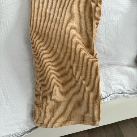 Aritzia Corduroy Pants / straight - Picture 3 of 4